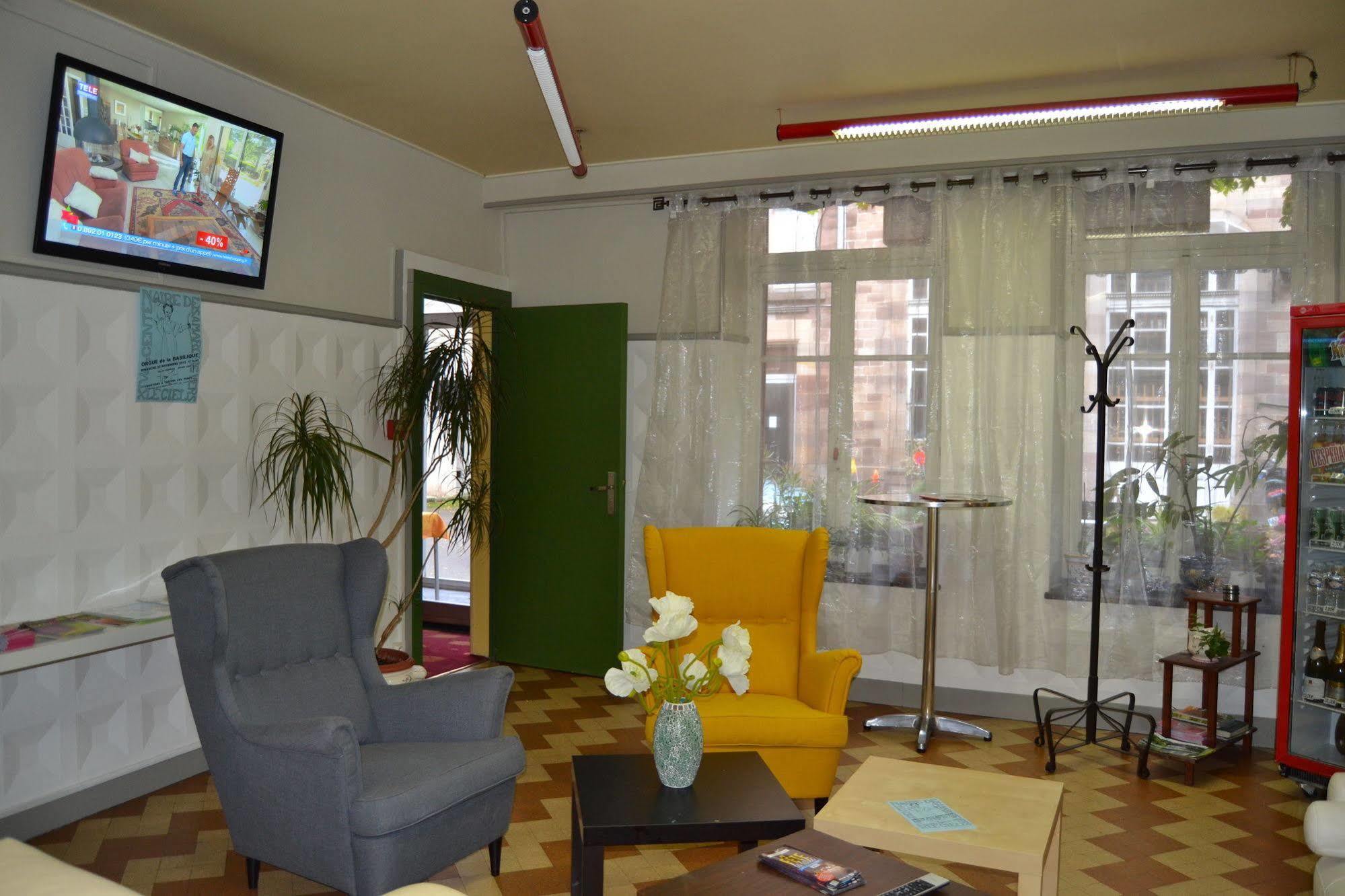 Hotel Du Lion Vert Luxeuil-les-Bains