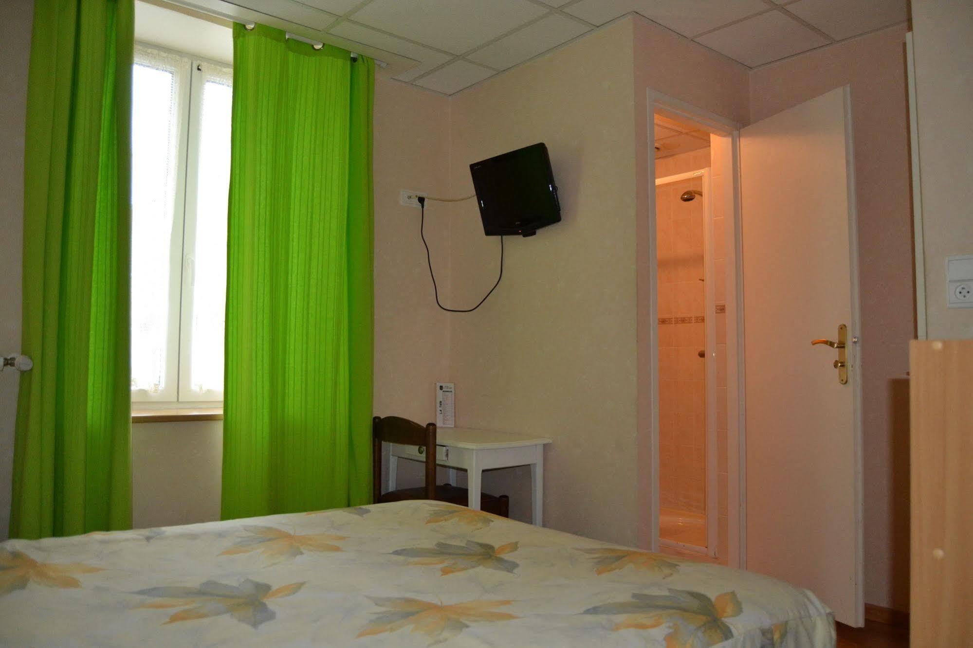 Du Lion Vert Hotel 2*